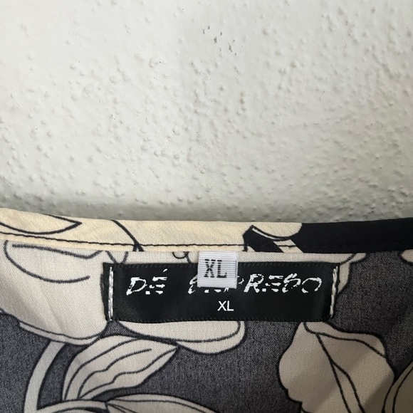 DE Sepreso Woman Black & White Floral Cutout Popover Dress, Size XL - Picture 12 of 12